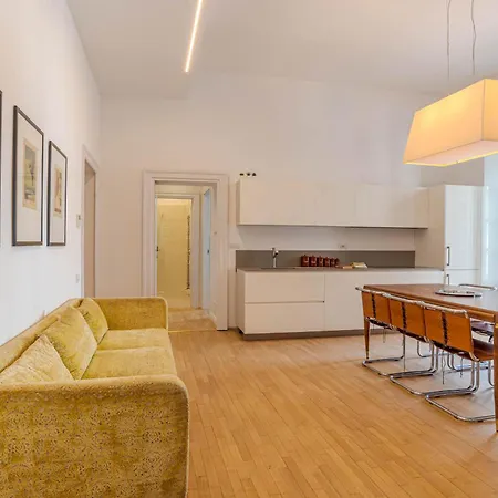 Caspani - Duomo Centro Storico Apartmán *